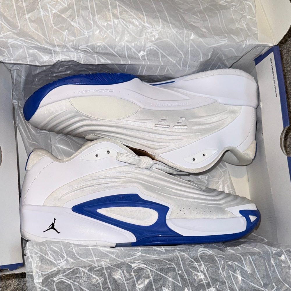 Jordan Men's White and Blue Athletic Sneakers